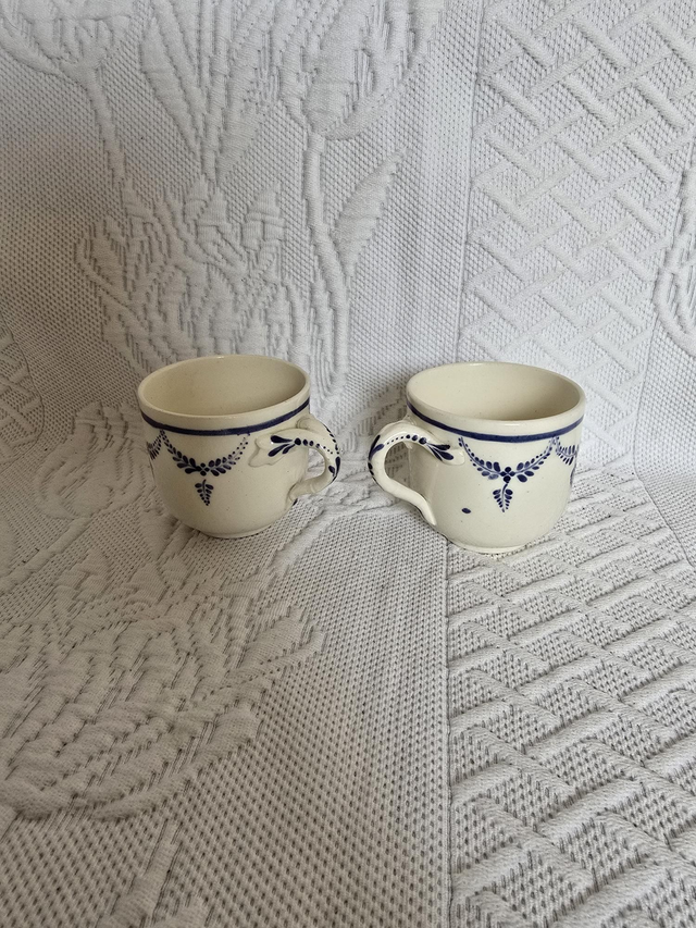 Tasses à café terre de fer Toy et Leveillé 