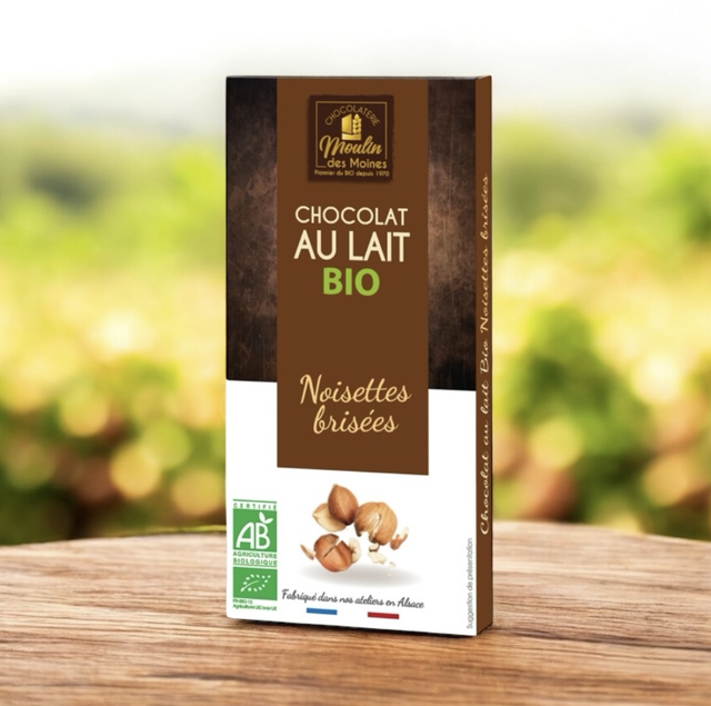 Chocolat au lait aux noisettes brisées bio