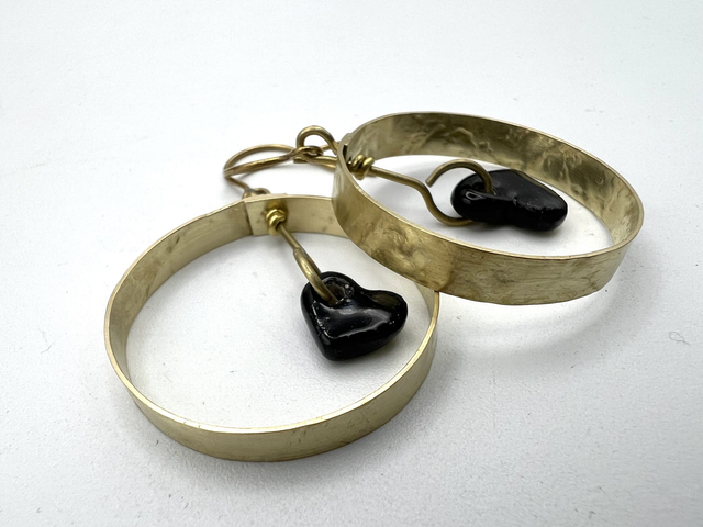 Boucles d’oreilles "Cœur en Cage"