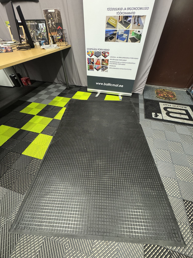 Tööstusmatt / väsimusvastane matt115x175cm