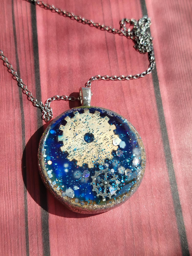 Engrenage bleu