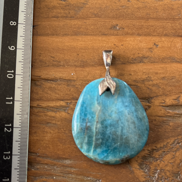 Pendentif en Apatite et bélière argent 