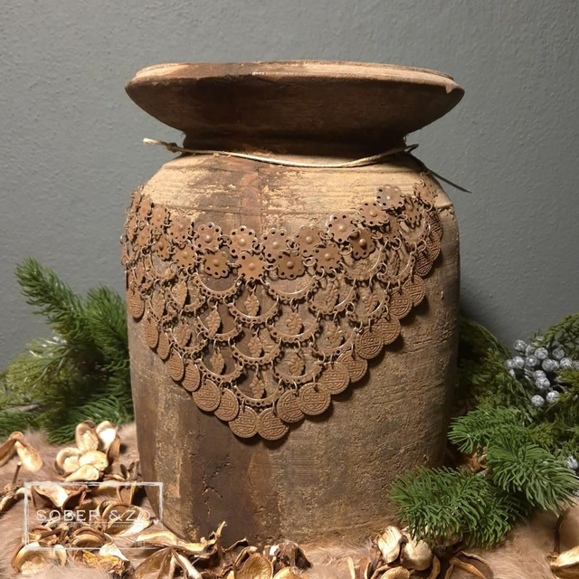 Kruikketting 6; roest muntjes