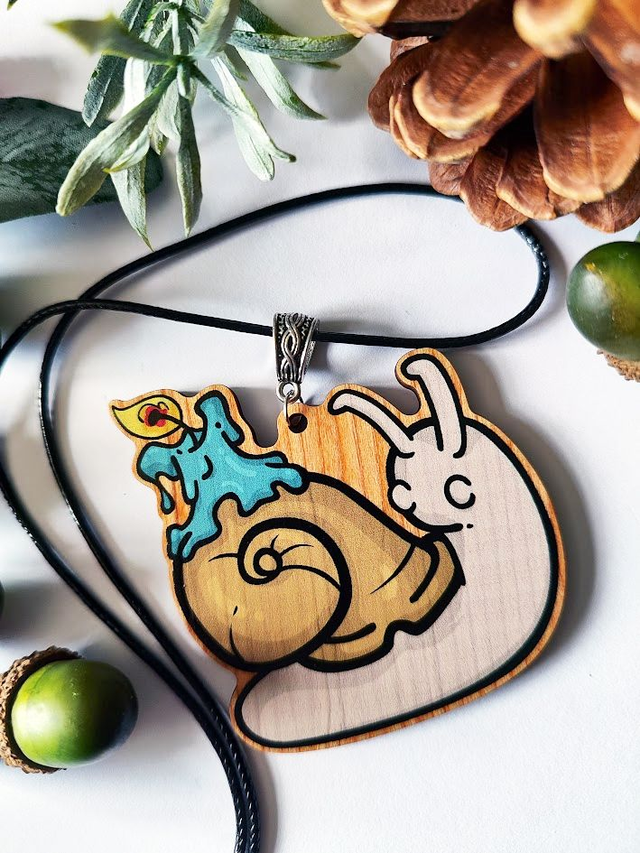 Large Snail Wooden Necklace