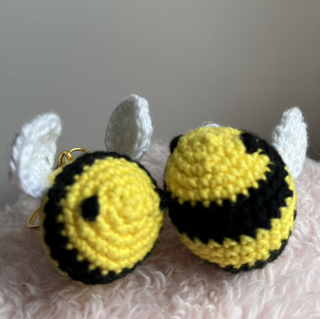 Lot de 2 abeilles