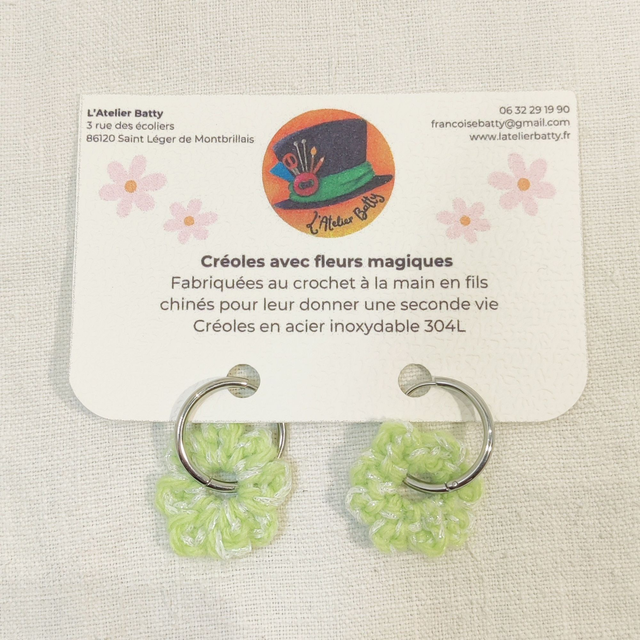 Créoles argentées Pampillettes Vertes pastels et blanches paillettes