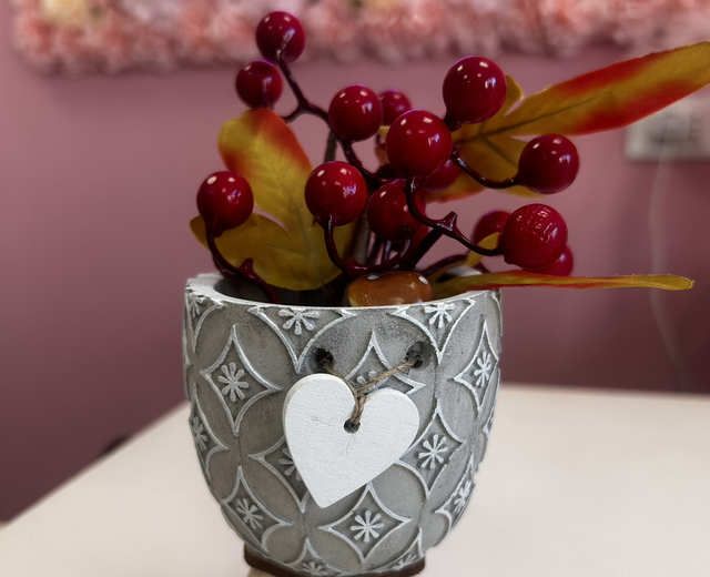 Porta piante terracotta con piedini