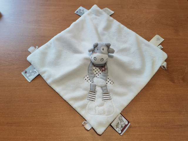 Doudou vache Noukie's