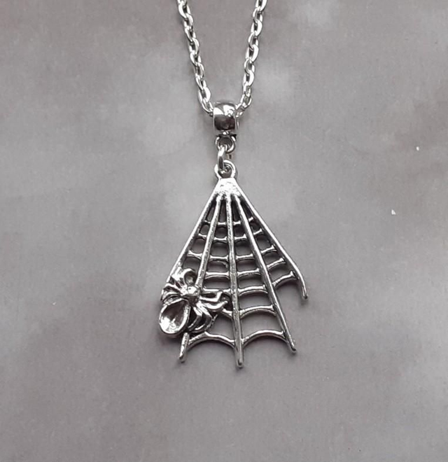 Spider Web Necklace 