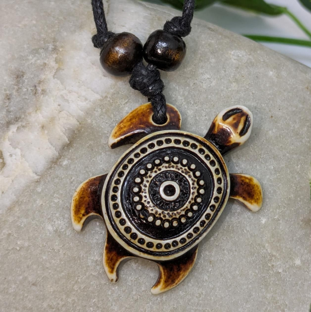 Collier &quot;Mandala&quot; tortue TOR-005