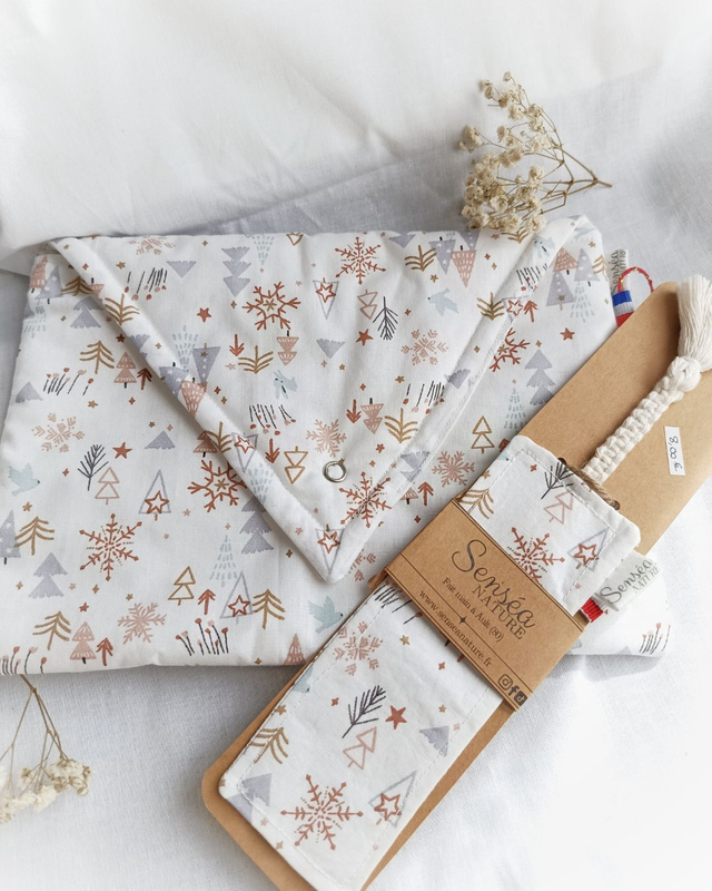 Pochette à Livre Motif Noël avec le Marque-page assorti