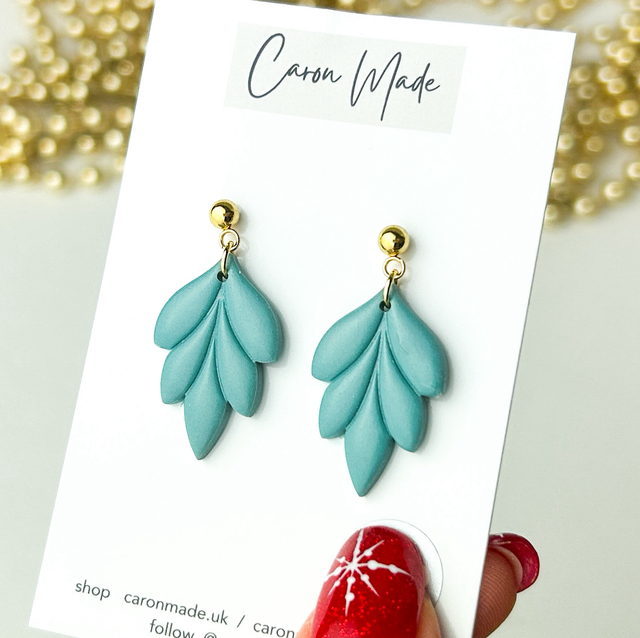 Blue floral shape earrings