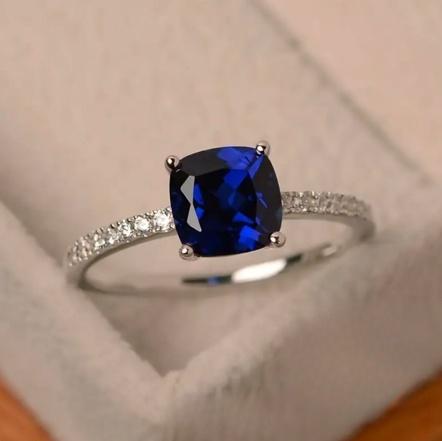 Blue square ring