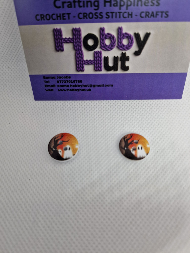 Halloween Spooky tree and Ghosts Buttons 
