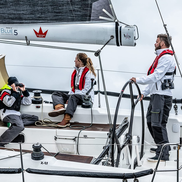 Steiner Navigator 7x50 Jumelles Marines avec Boussole - Boussole HD éclairée, Porro à Pont Ouvert, Haut Niveau de détail, étanche à 5 m