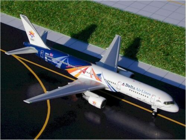 Delta Airlines B757-200 &quot;Soaring Spirit&quot; (N6701), 1:400