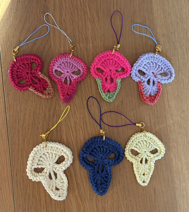 Squelette tête de corbeau à accrocher