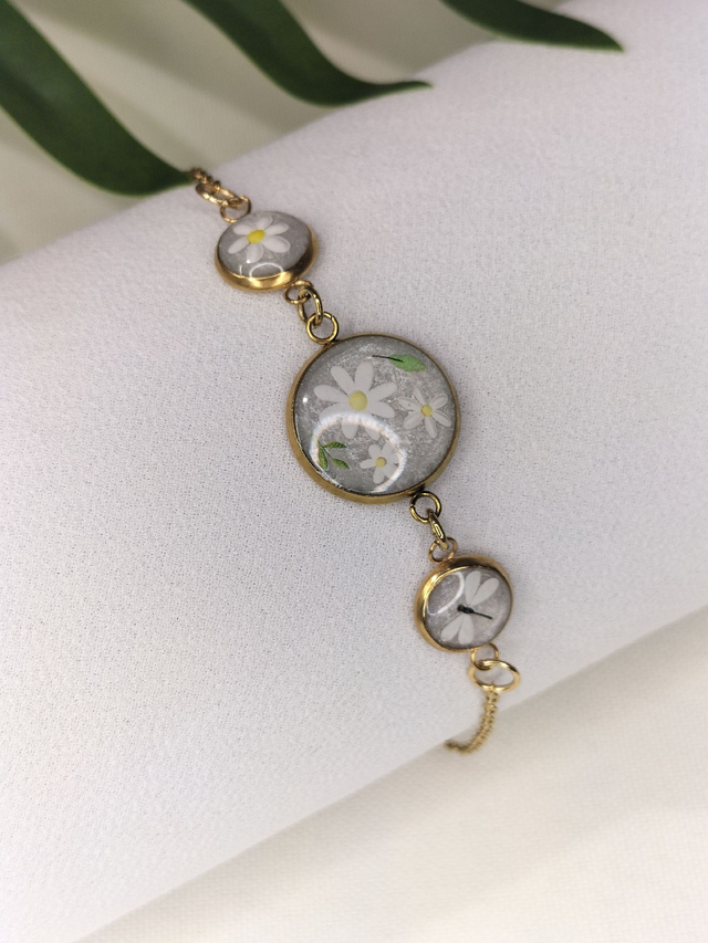 Bracelet fleurs blanches