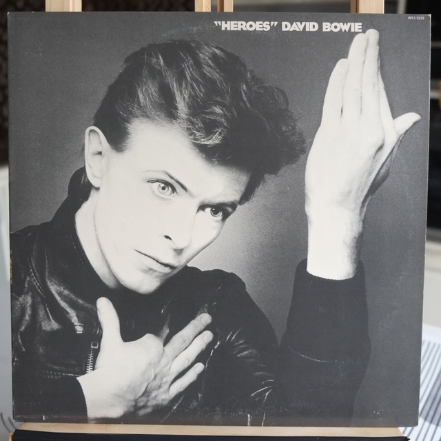 DAVID BOWIE - Heroes