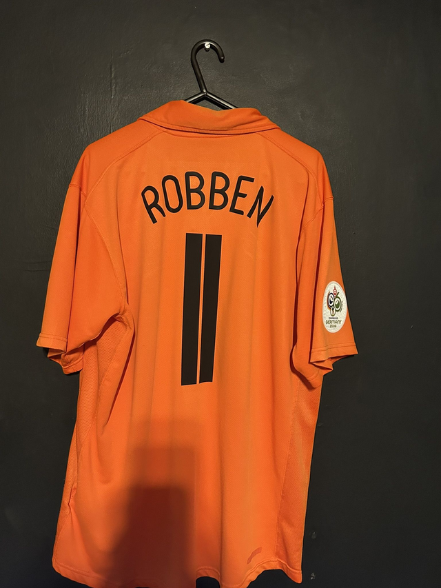 (XL) Netherlands 2006 Home / ROBBEN 11