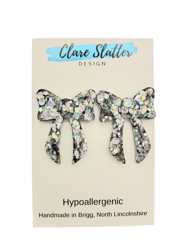 Large statement bow stud earrings