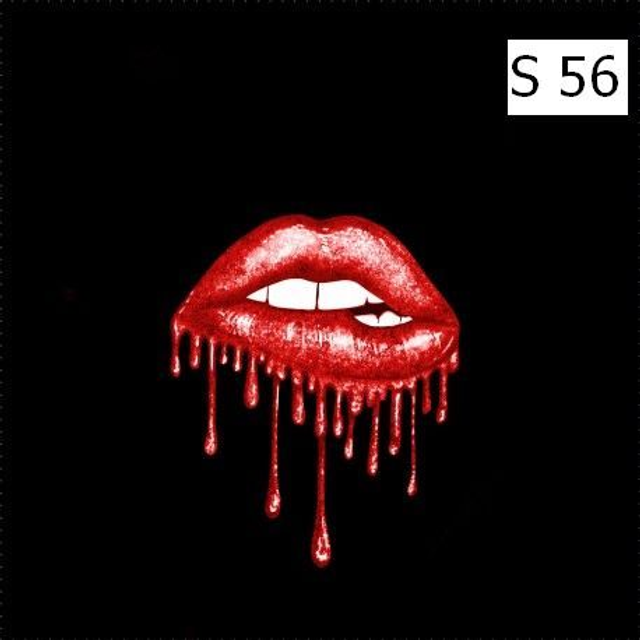 Panneau Bouche rouge fond noir en Polyester - 50x50cm 