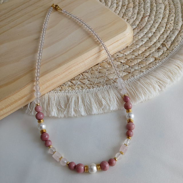 Dames ketting Rozenkwarts met Rhodochniet en Jade (1.177)