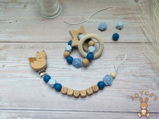 Attache tétine bleu fleur - Modèle Leonie - prénom 6 lettres max 