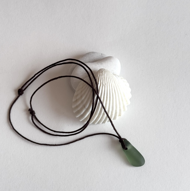 Collier Trésor marin cordon vert