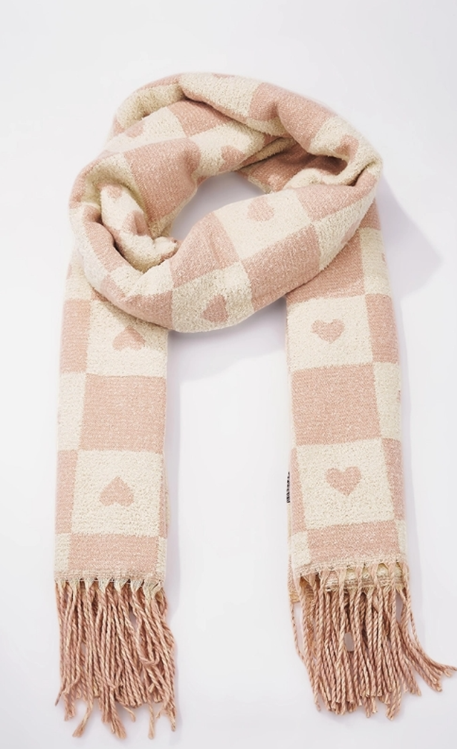 Écharpe en laine motif damier et cœur Poudre tendre