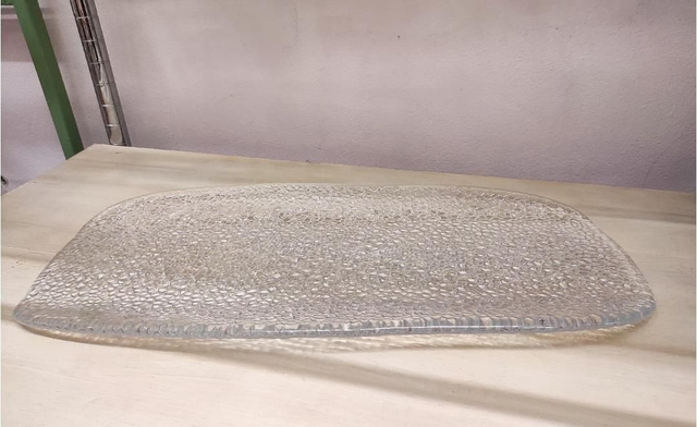 Centrotavola ovale in vetro 