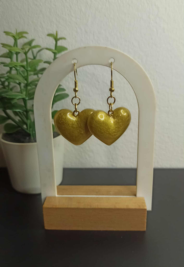 Boucle d&#039;oreille S (A16)