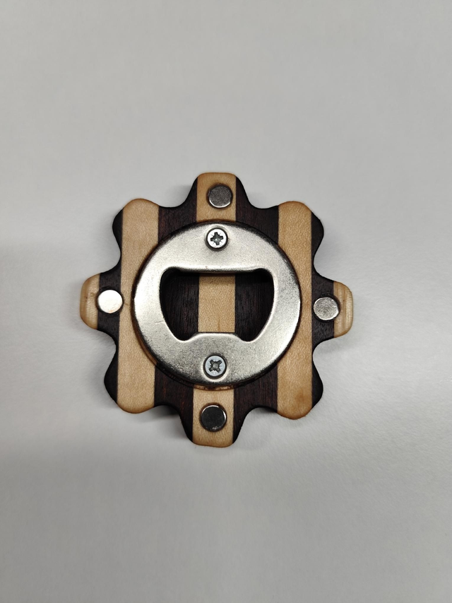 Décapsuleur engrenage