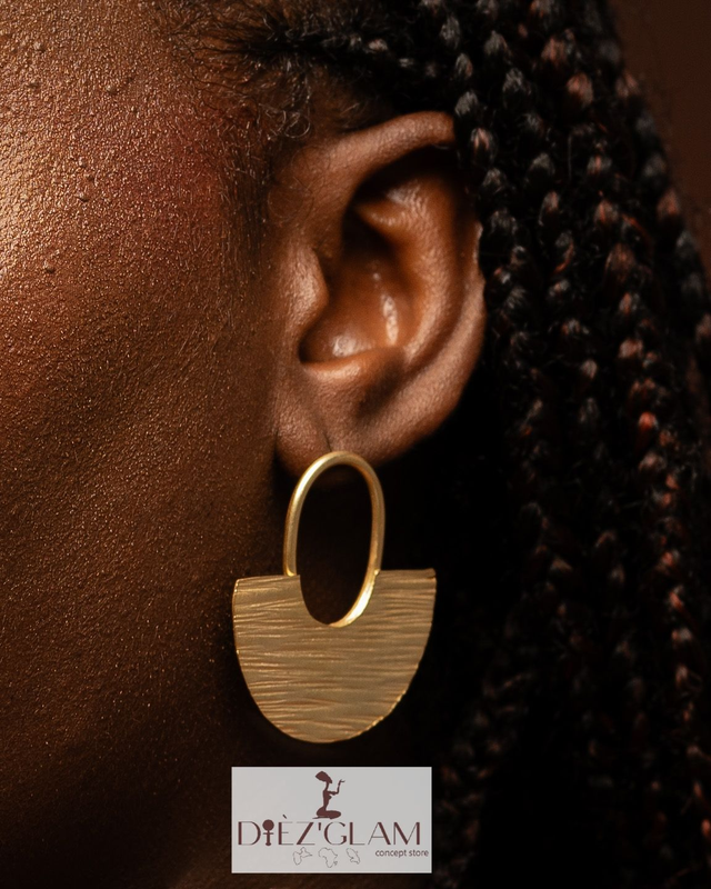 Potéy boucle d'oreille