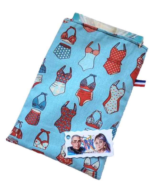 30 : Modèle maillot de bain