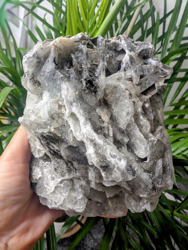 BLUE BYRITE -     weight 1.86kg / size 24 x 10cm