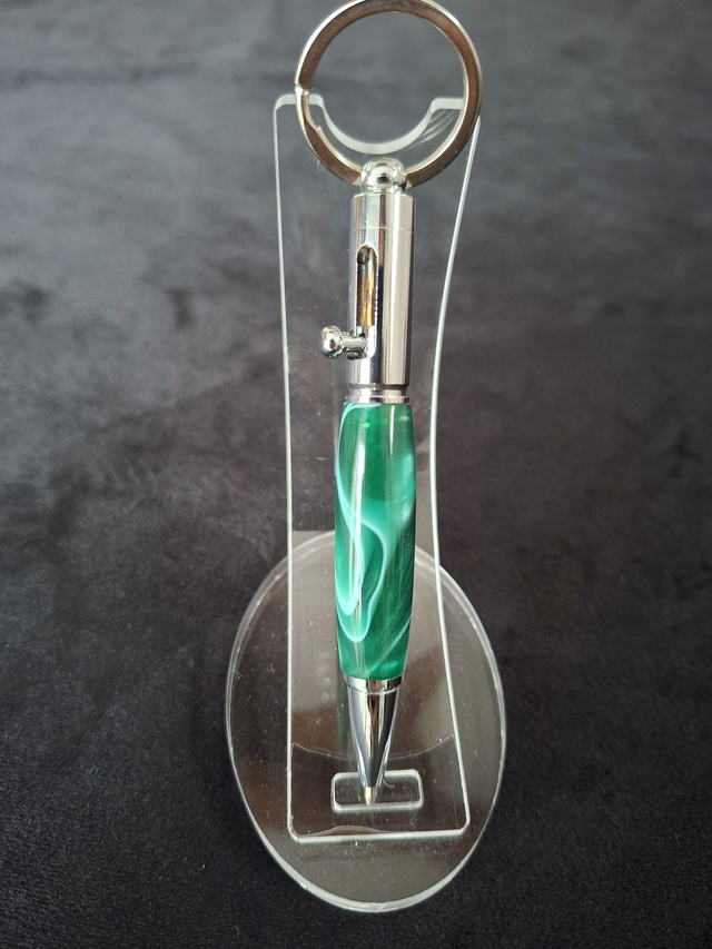 Porte clef stylo Colt en résine verte