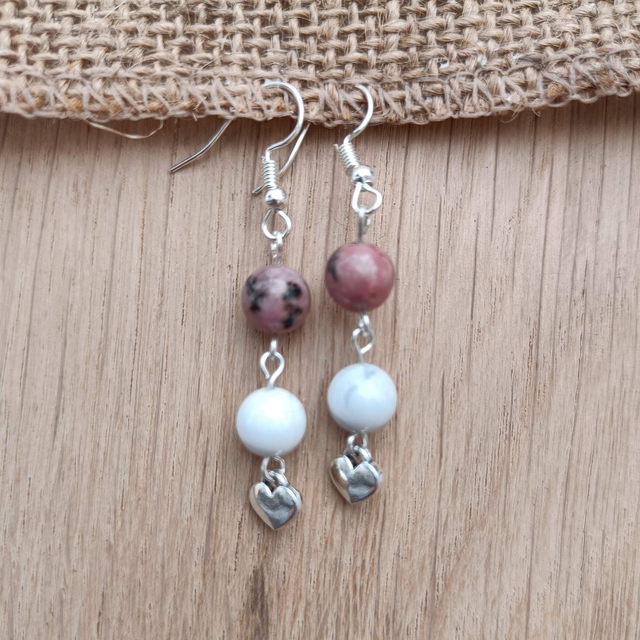 Boucles d&#039;oreilles Rhodonite et Howlite