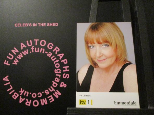 Charlie Hardwick (Val Lambert) Original Emmerdale Yellow &amp; Black Logo Cast Card