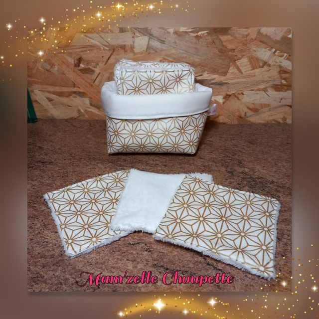 Lot de 12 lingettes avec panière assortie 