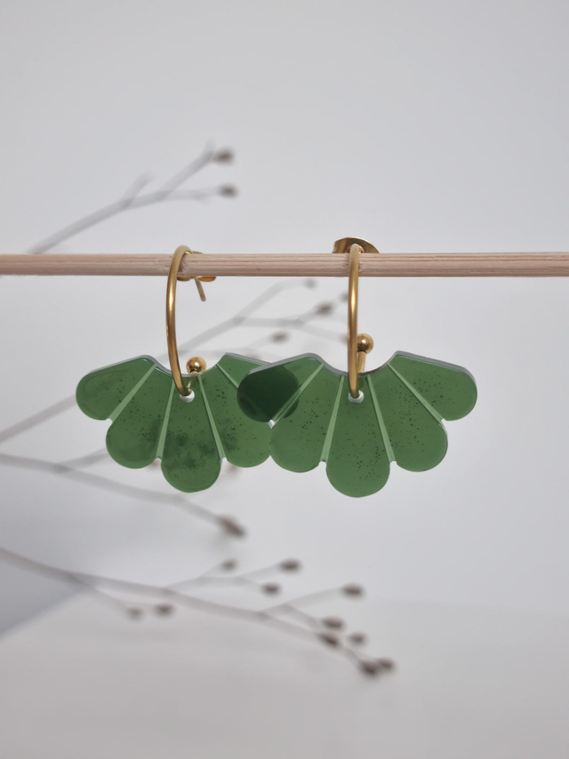 Aile de papillon : kaki