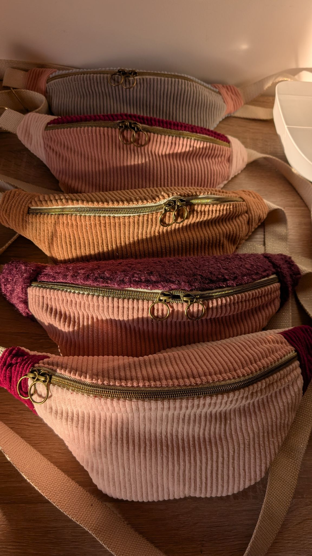 Bananes en velours côtelé 