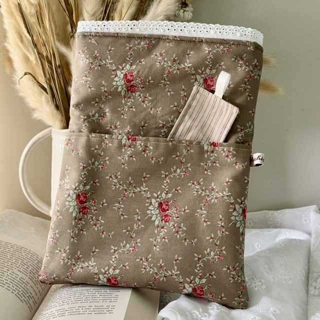 Pochette à livre et son signet Le Jardin de Rosalie 1.0