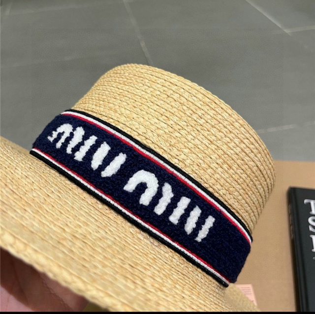Chapeaux MU