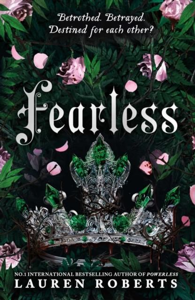 (AGE 14+) Fearless - by Lauren Roberts - Powerless Triology Book 3