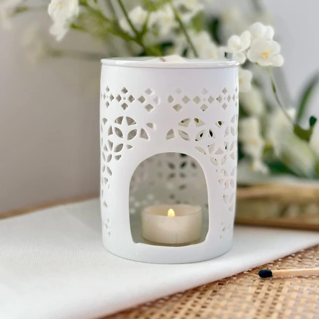 White Matte lattice Wax Melt Burner