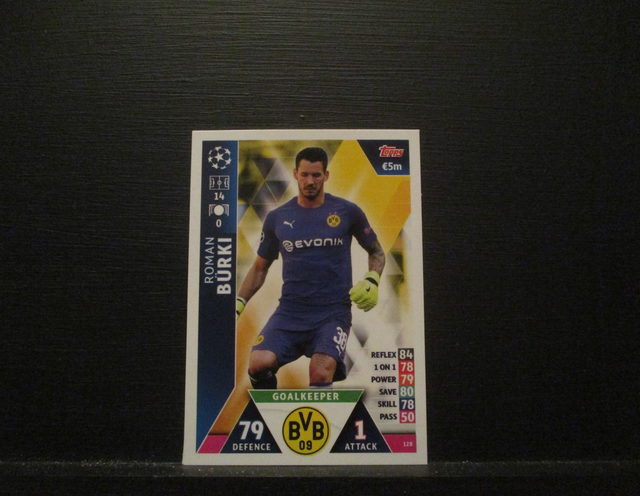 Roman Burki - UEFA Champions League Match Attax 2018/19 Original Trading Card #128