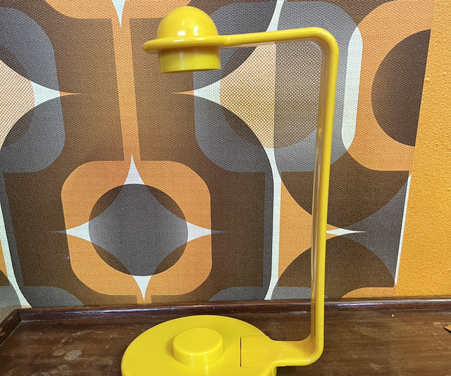 Porte rouleau vintage 70s plastique jaune 
