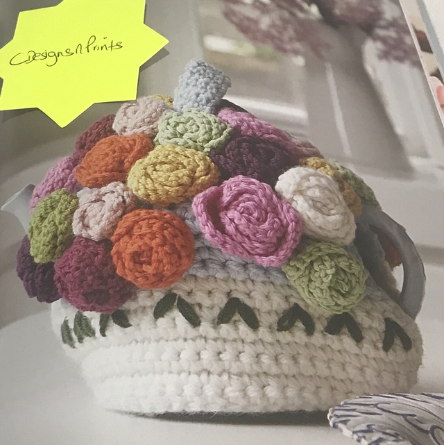 Roses and Posies Tea Cosy - Crochet Pattern - CRD27
