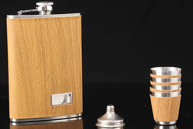 🥃 Ensemble Flasque 6 Pièces – Acier Inoxydable personnalisable  ✨🍂